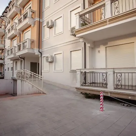 Apartment The Luxury Garden