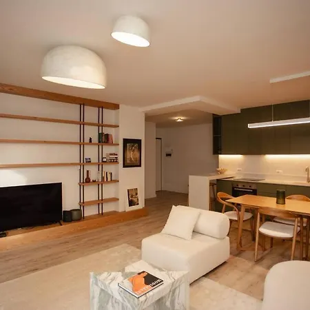 Daire The Luxury Garden By Pikhost