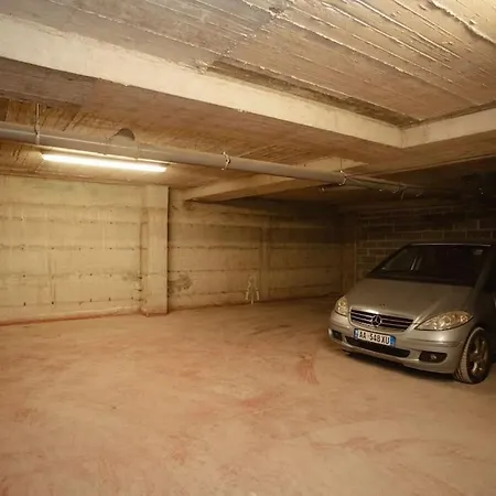 Daire The Luxury Garden By Pikhost