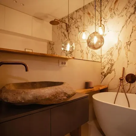 The Luxury Garden By Pikhost *